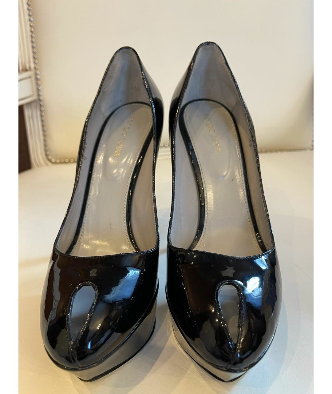 SERGIO ROSSI Черные туфли из лакированной кожи, фото 2