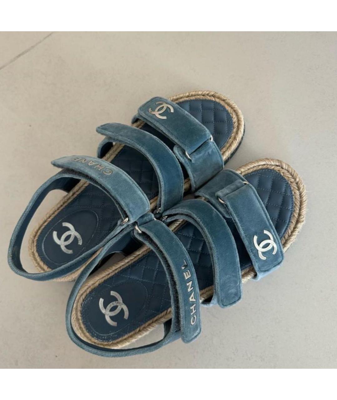 CHANEL Голубые бархатные сандалии, фото 4