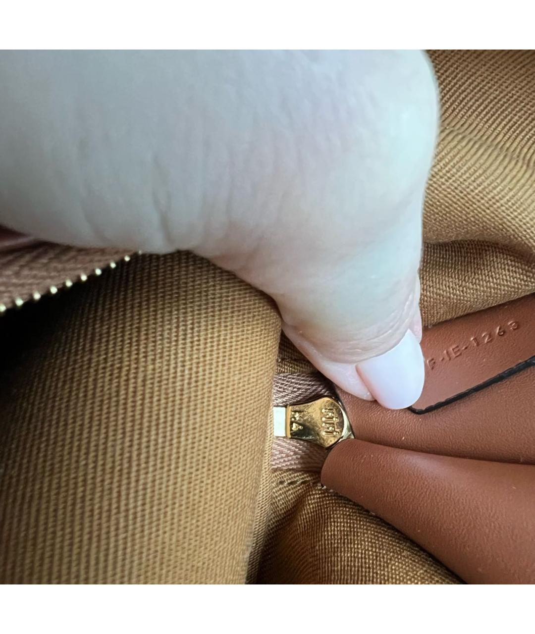 CELINE Белая кожаная косметичка, фото 7