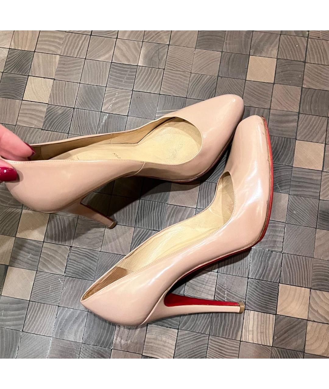 CHRISTIAN LOUBOUTIN Бежевые кожаные туфли, фото 5