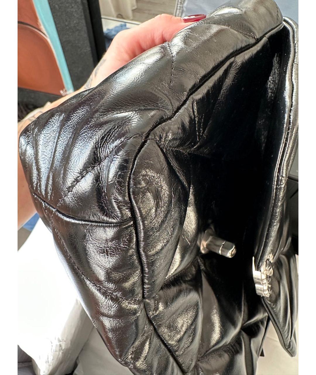CHANEL PRE-OWNED Черная сумка через плечо из лакированной кожи, фото 7