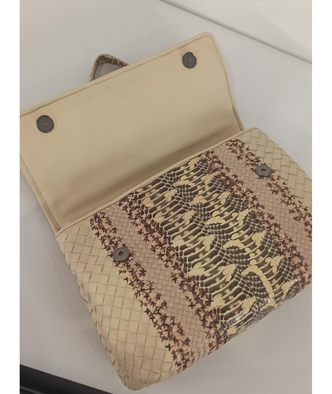 BOTTEGA VENETA Сумка с короткими ручками из экзотической кожи, фото 6
