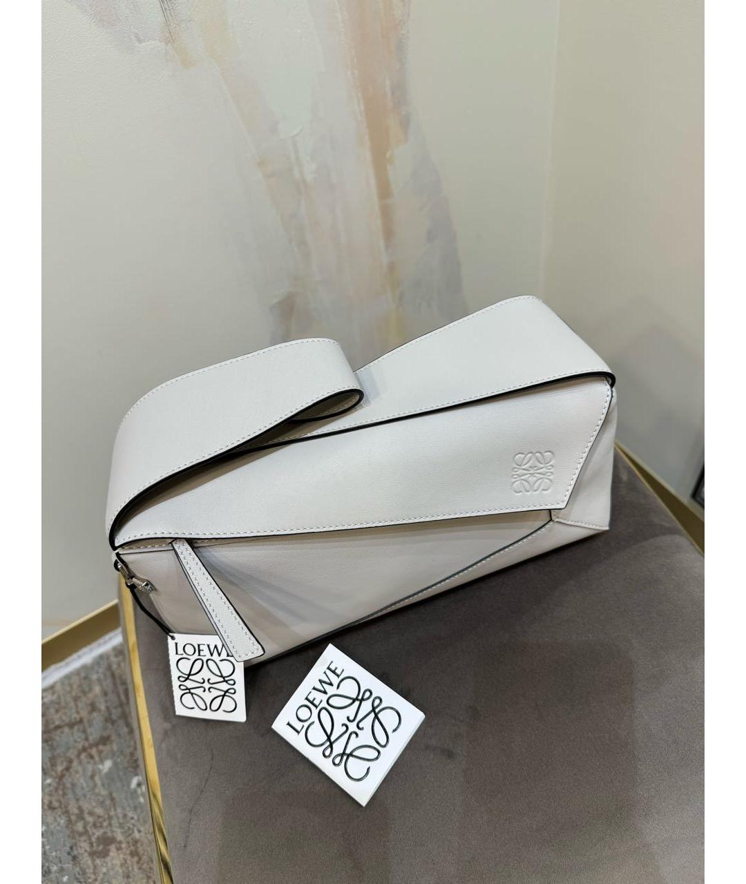 LOEWE Бежевая кожаная сумка через плечо, фото 3