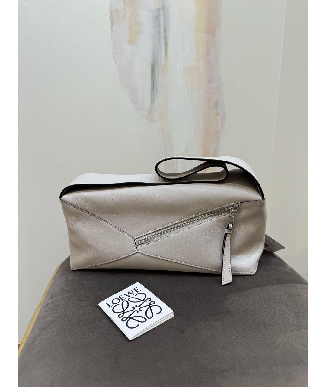 LOEWE Бежевая кожаная сумка через плечо, фото 4