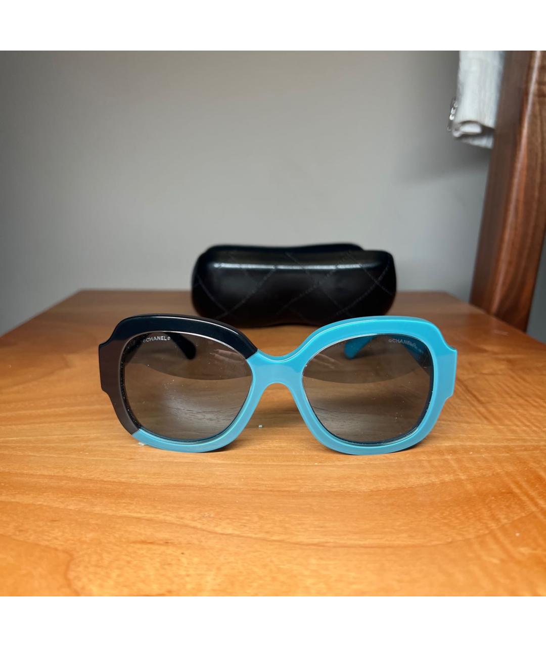 CHANEL PRE-OWNED Бирюзовые пластиковые солнцезащитные очки, фото 5