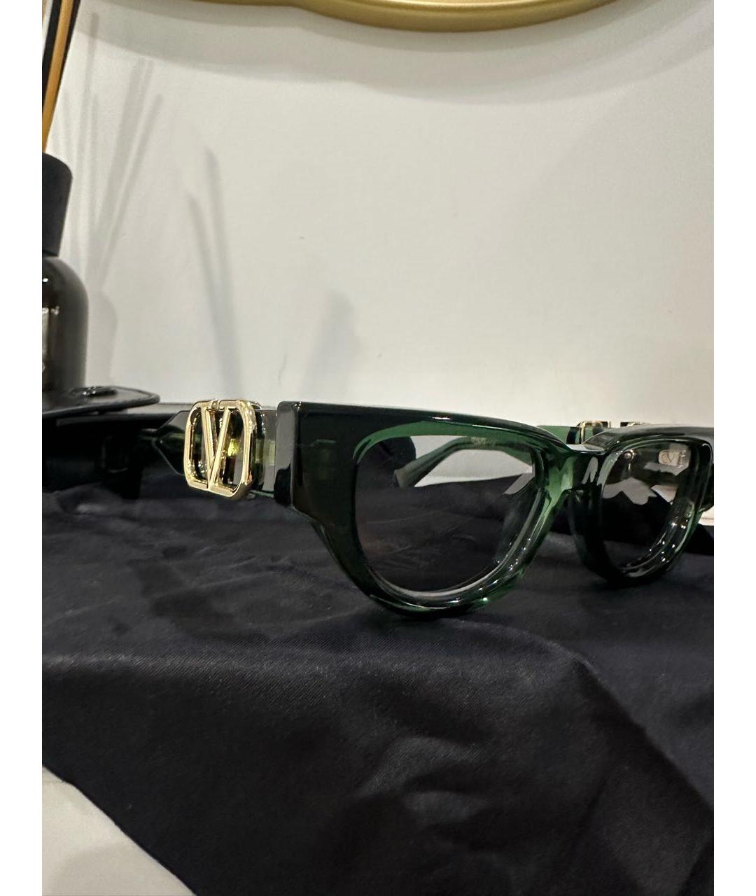 VALENTINO Зеленые солнцезащитные очки, фото 4