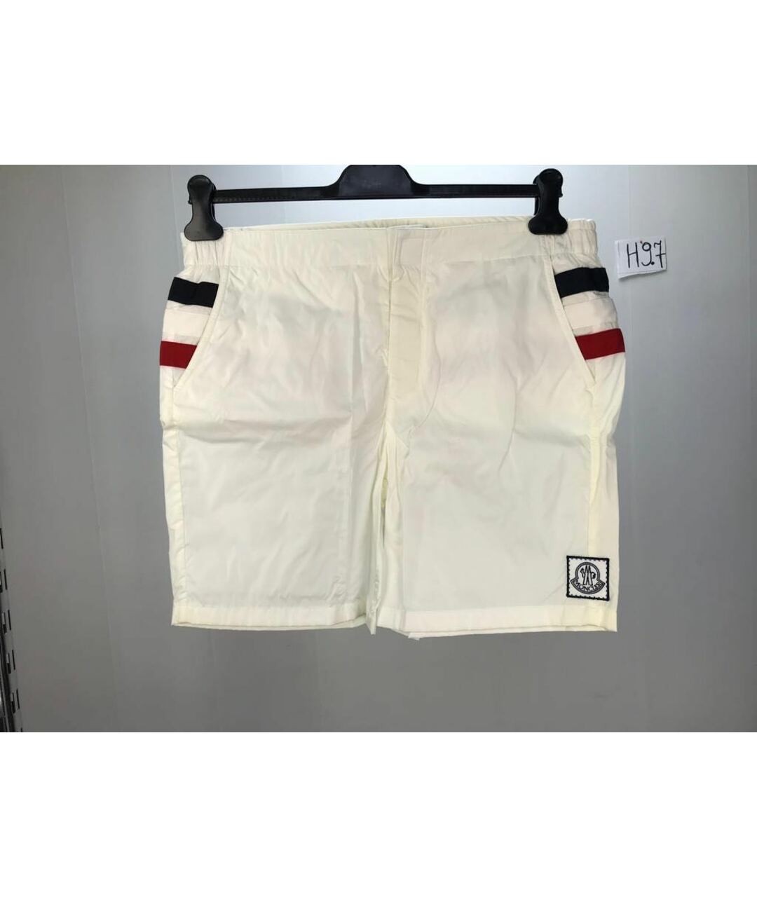 MONCLER Белые полиамидовые шорты, фото 4