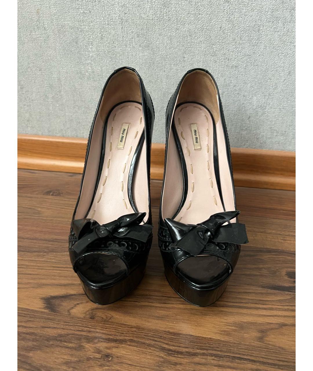 MIU MIU Черные туфли из лакированной кожи, фото 2