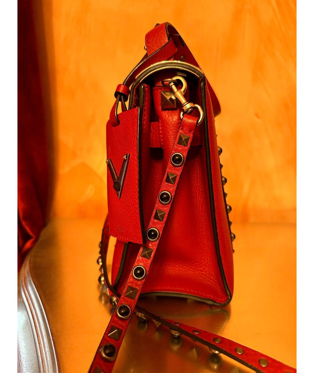 VALENTINO Красная кожаная сумка через плечо, фото 3