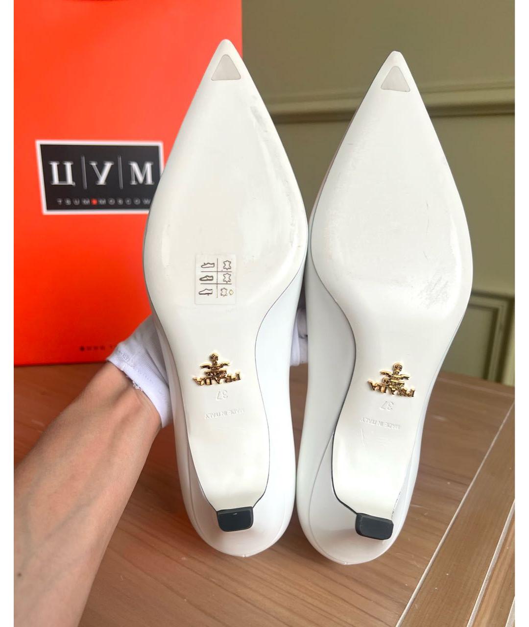 PRADA Белые кожаные лодочки на низком каблуке, фото 4