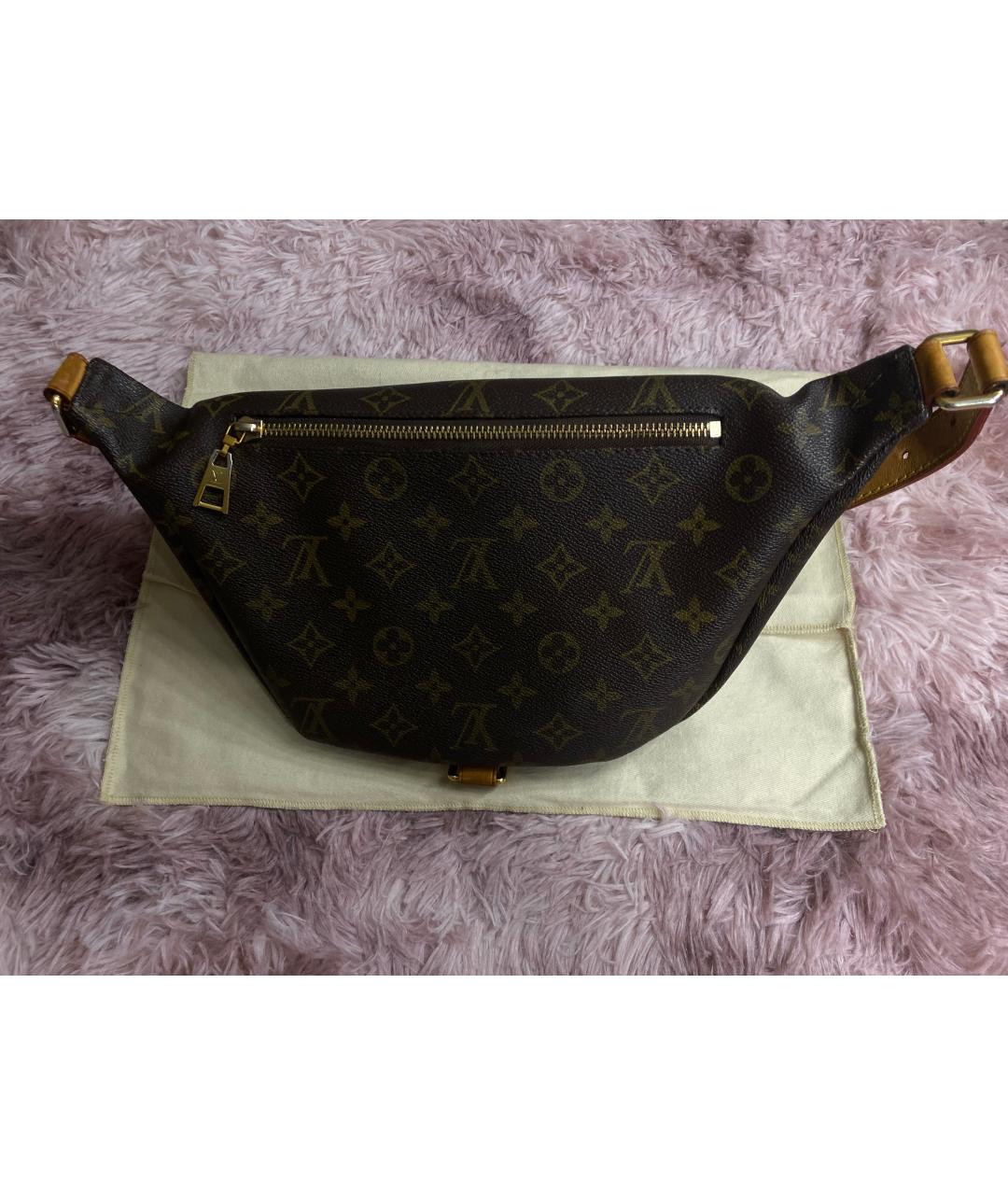 LOUIS VUITTON PRE-OWNED Бежевая кожаная поясная сумка, фото 3