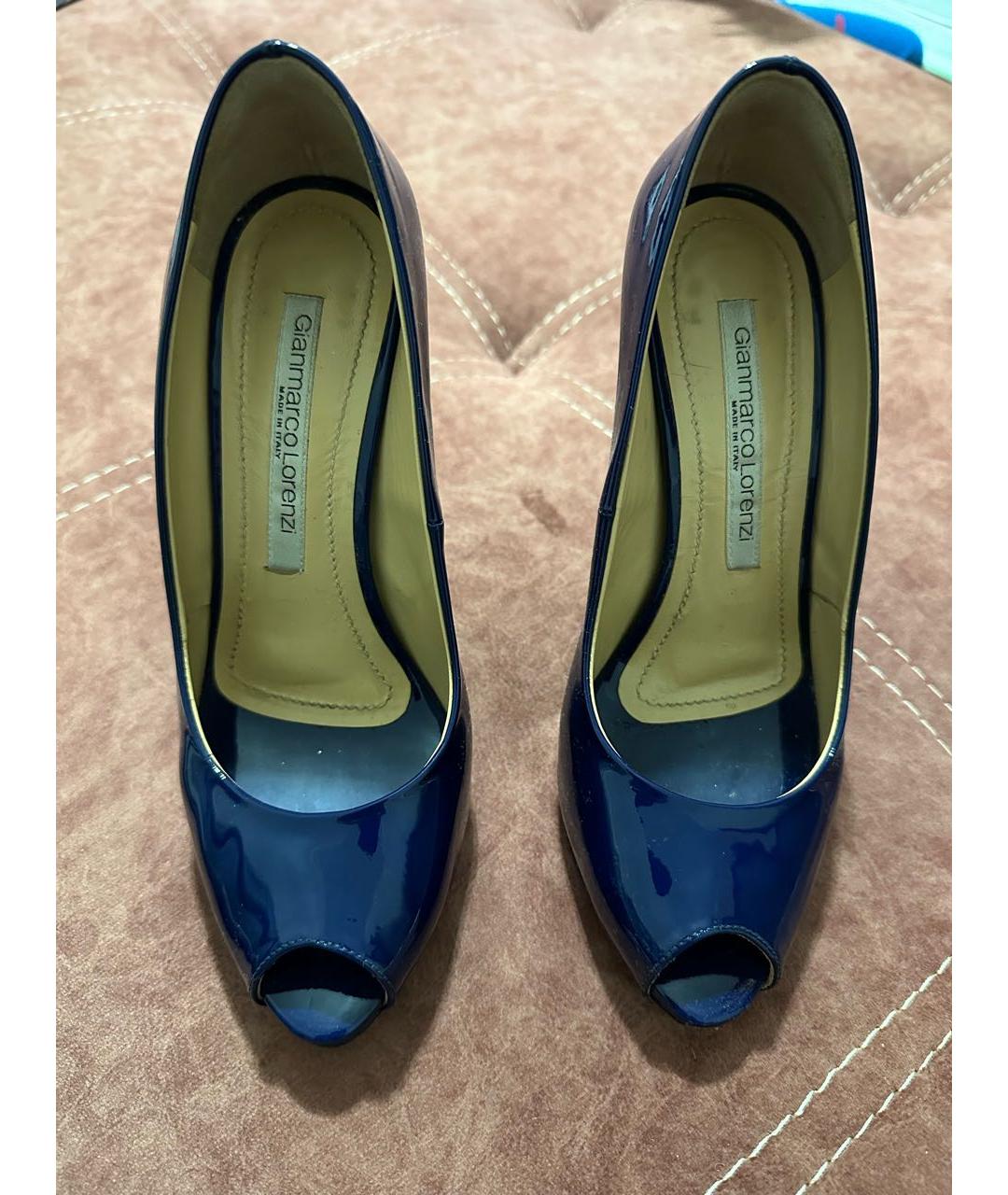 GIAN MARCO LORENZI Темно-синие туфли из лакированной кожи, фото 2