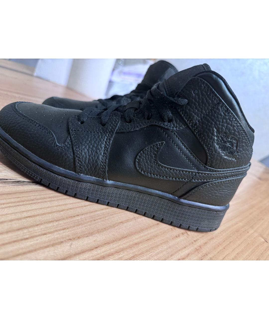 All black jordans womens best sale