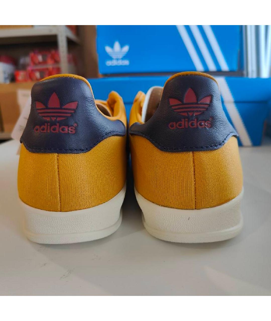 Adidas gazelle yellow black online