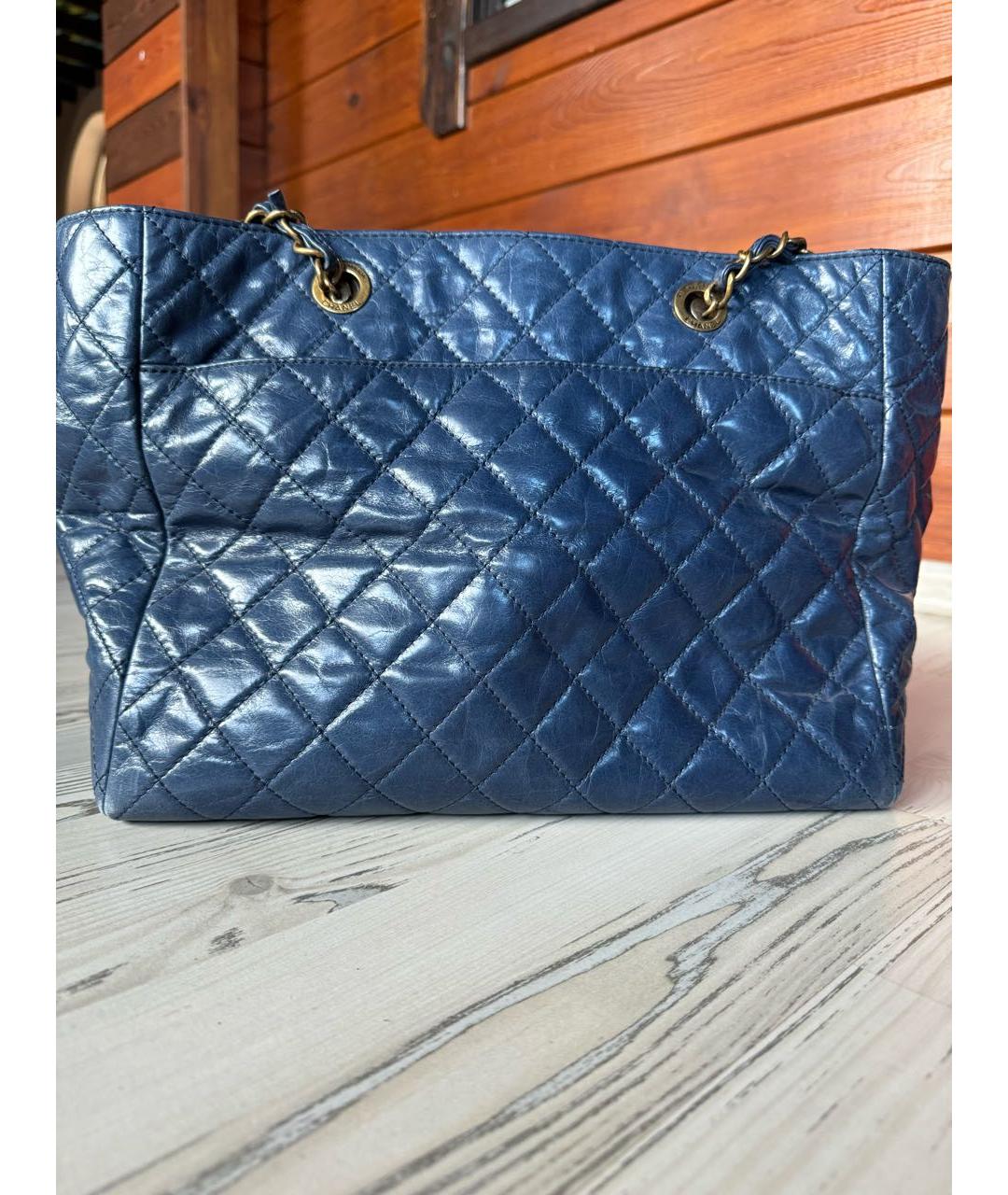 CHANEL PRE-OWNED Синяя сумка тоут из лакированной кожи, фото 3