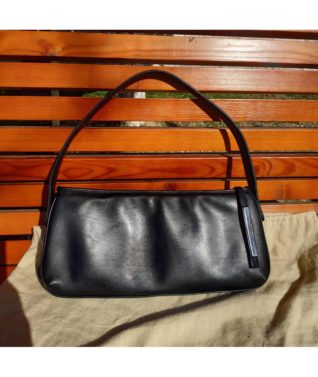GIANFRANCO FERRE Черная кожаная сумка с короткими ручками, фото 7
