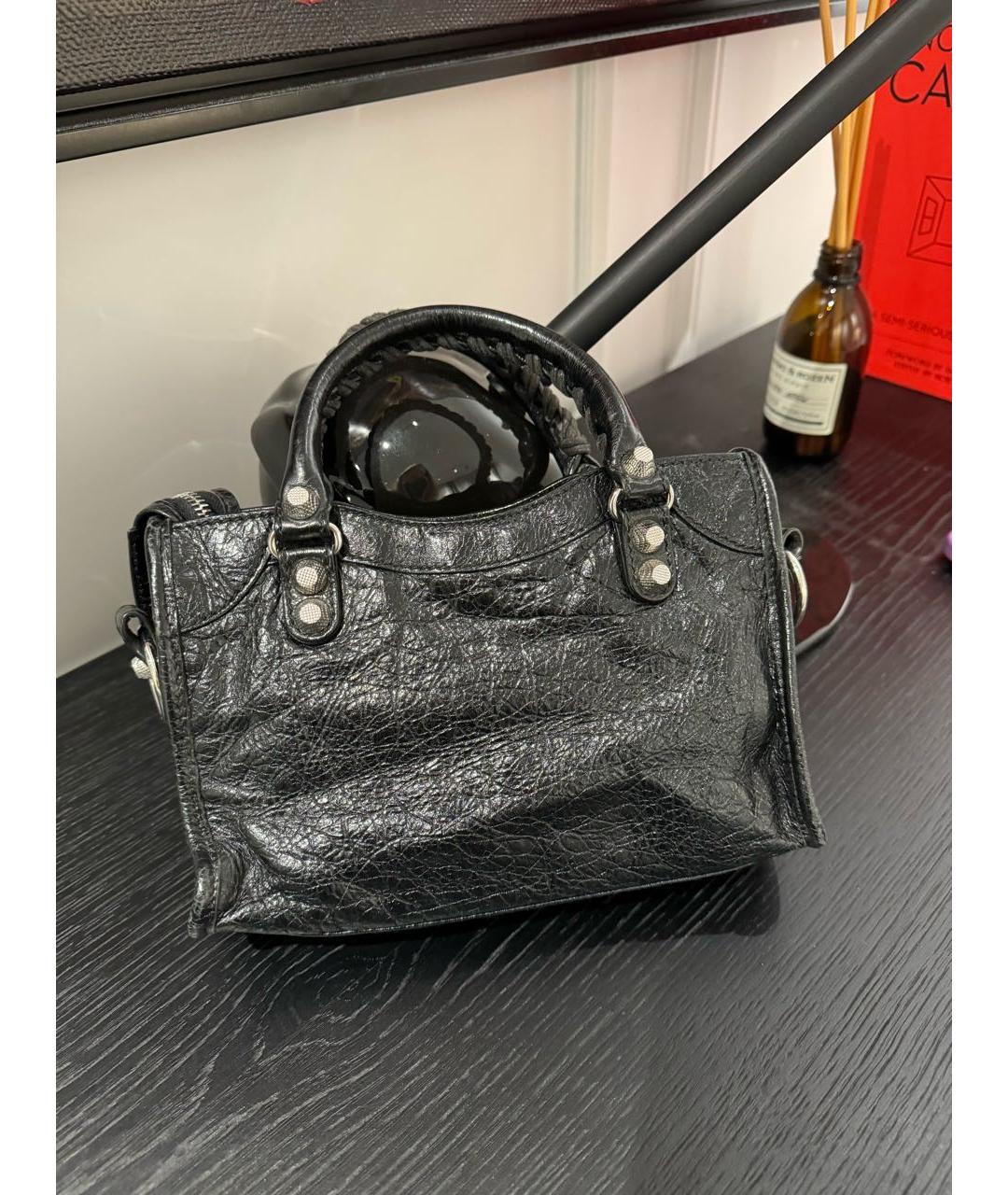 BALENCIAGA Черная кожаная сумка через плечо, фото 3