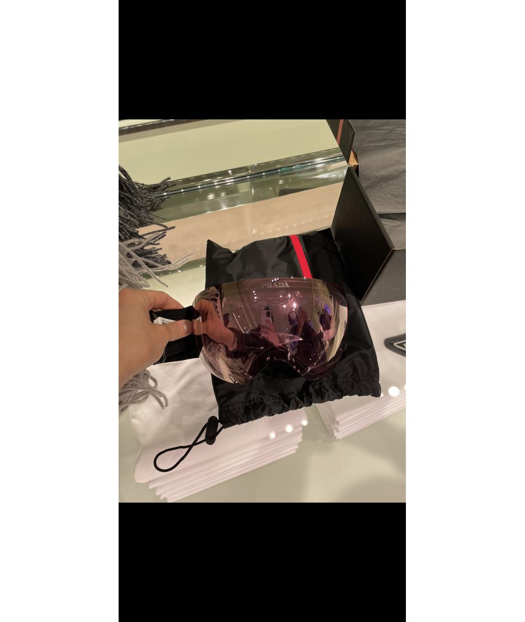PRADA Черные пластиковые солнцезащитные очки, фото 4