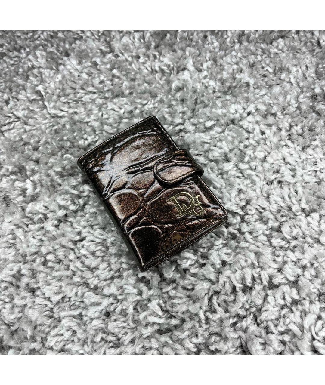 CHRISTIAN DIOR Коричневая визитница из лакированной кожи, фото 3