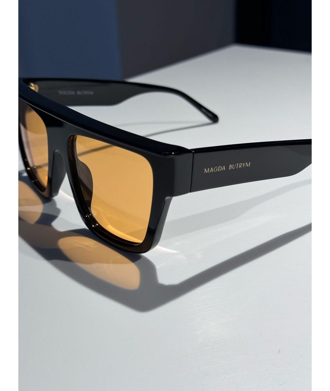 MAGDA BUTRYM Черные пластиковые солнцезащитные очки, фото 2
