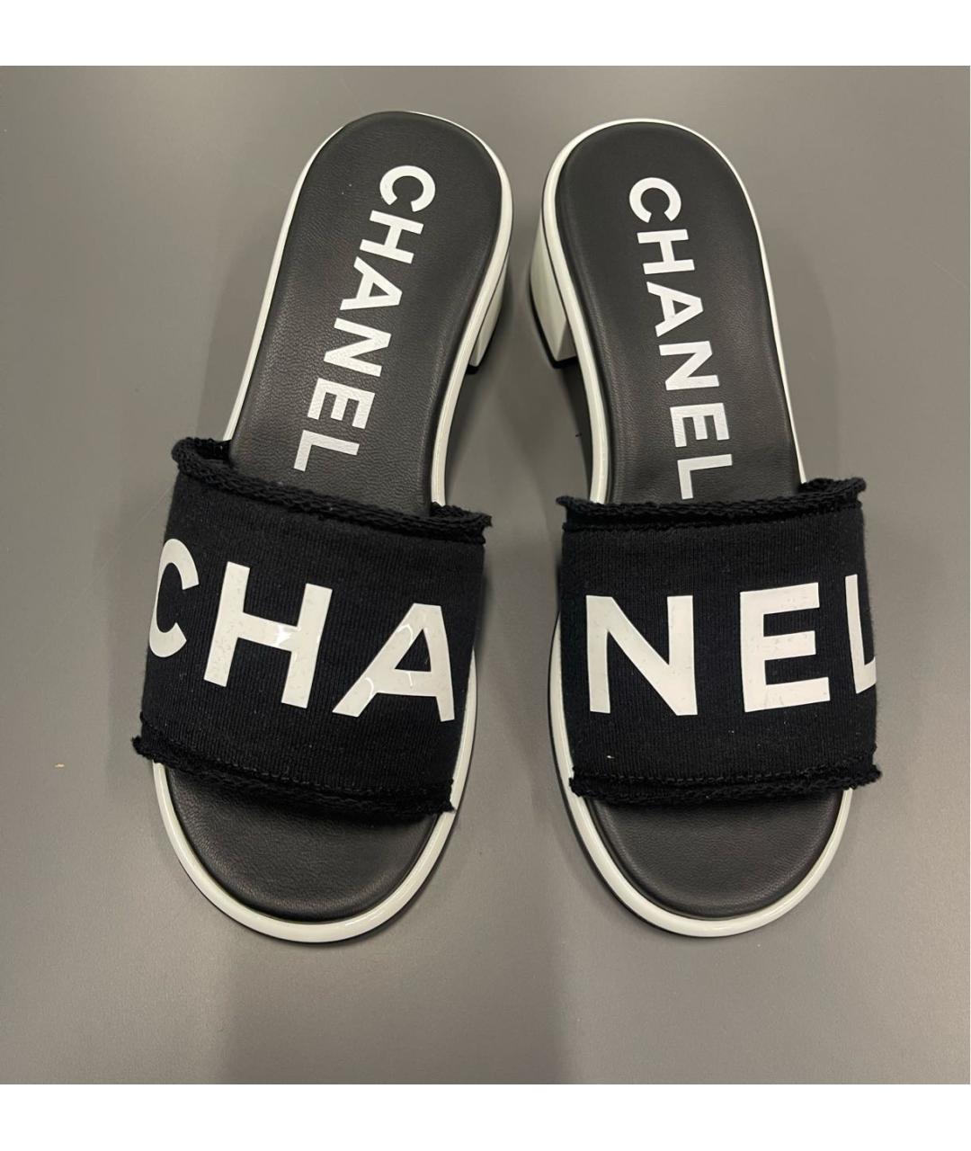 CHANEL PRE-OWNED Черные текстильные шлепанцы, фото 4