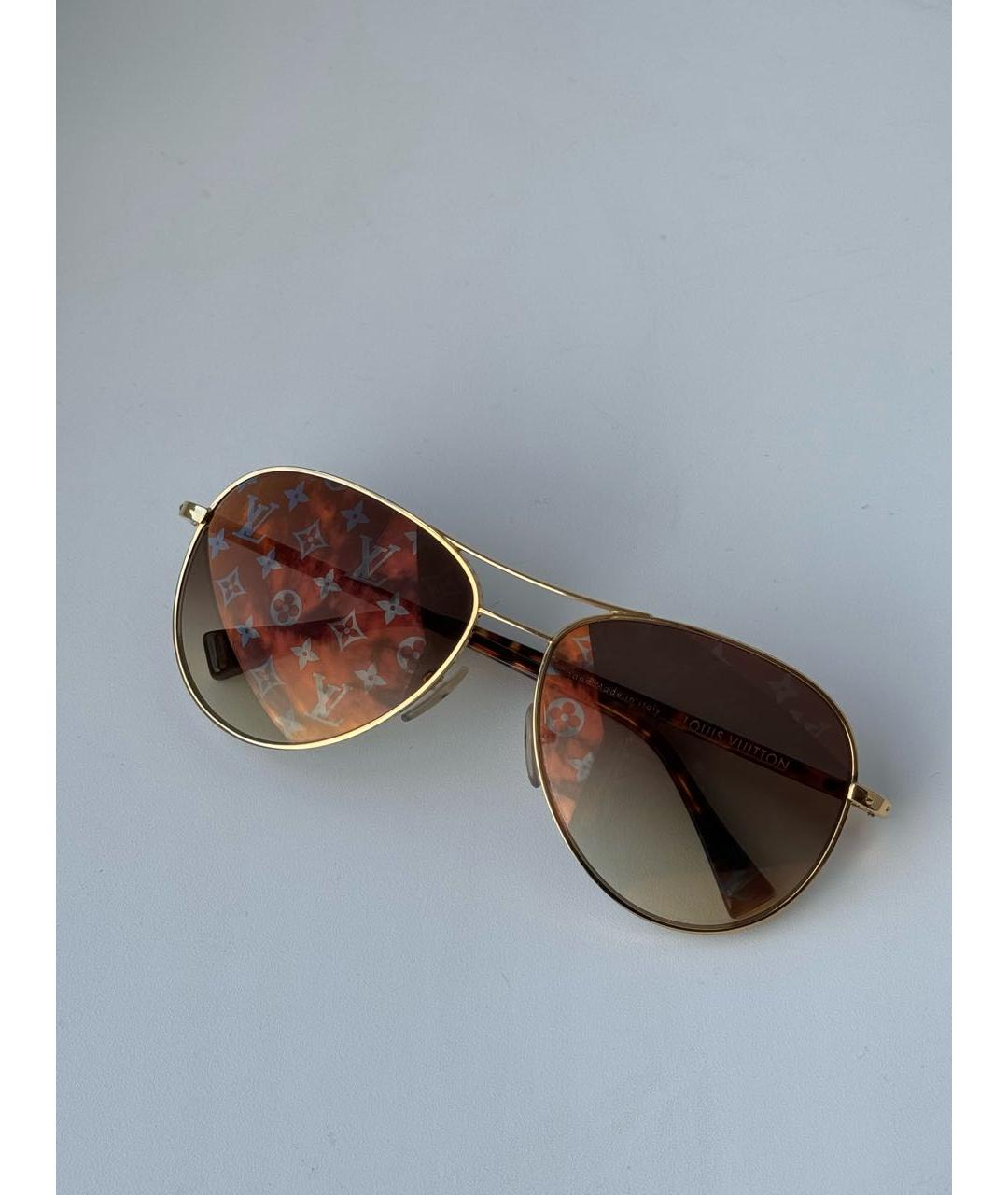 LOUIS VUITTON PRE-OWNED Золотые металлические солнцезащитные очки, фото 2