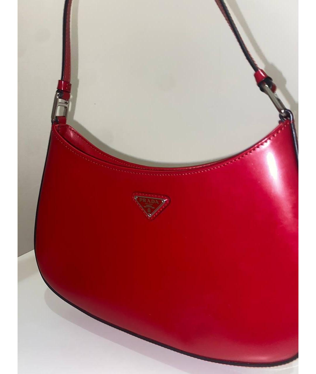 PRADA Красная сумка с короткими ручками из лакированной кожи, фото 2