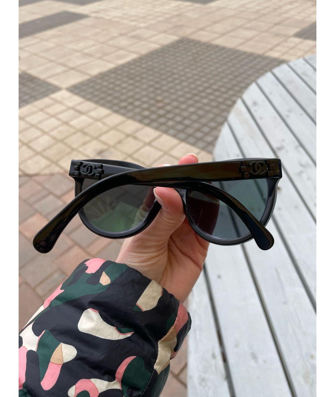 CHANEL PRE-OWNED Черные пластиковые солнцезащитные очки, фото 8