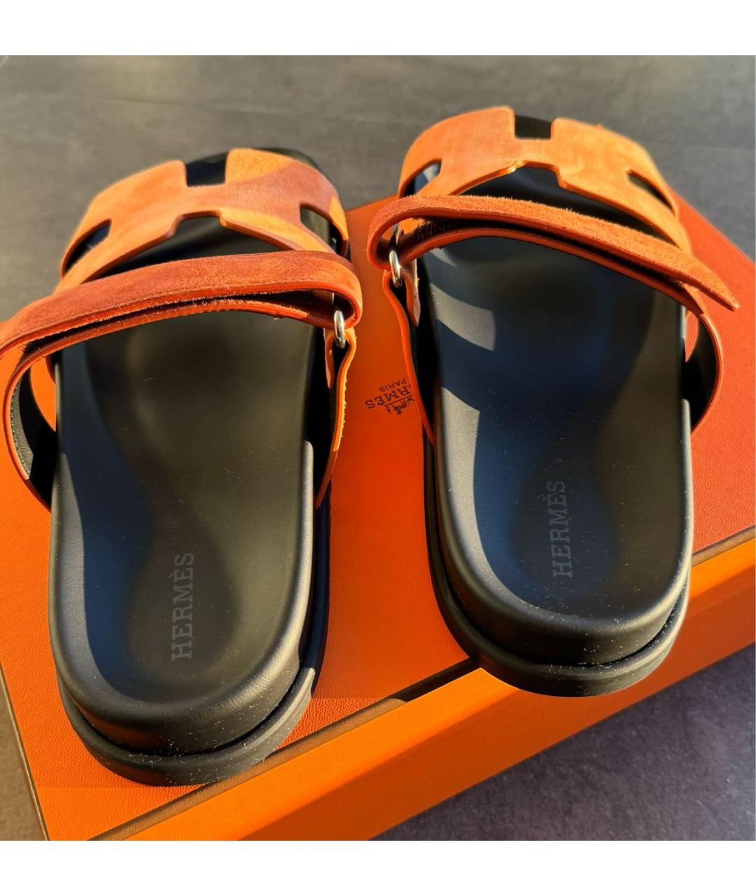 HERMES Оранжевое замшевые сандалии, фото 5