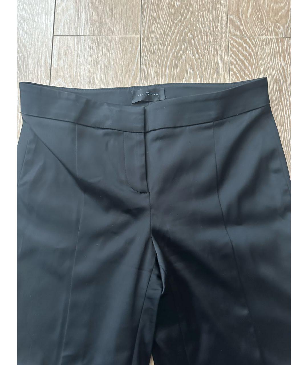 JOHN RICHMOND Черные атласные брюки широкие, фото 3