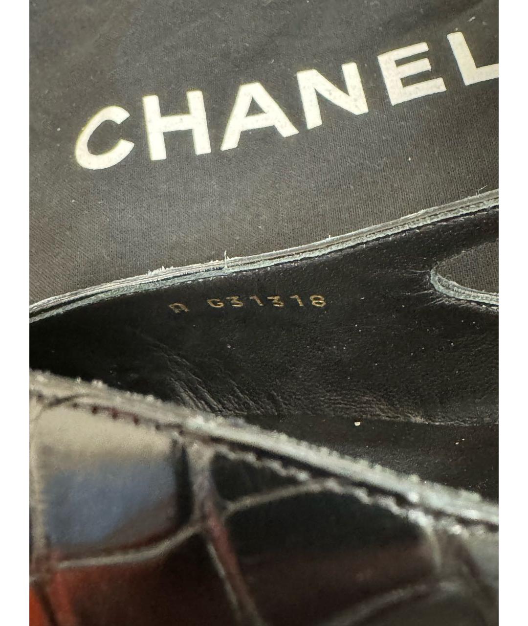 CHANEL PRE-OWNED Черные лодочки на низком каблуке из экзотической кожи, фото 5