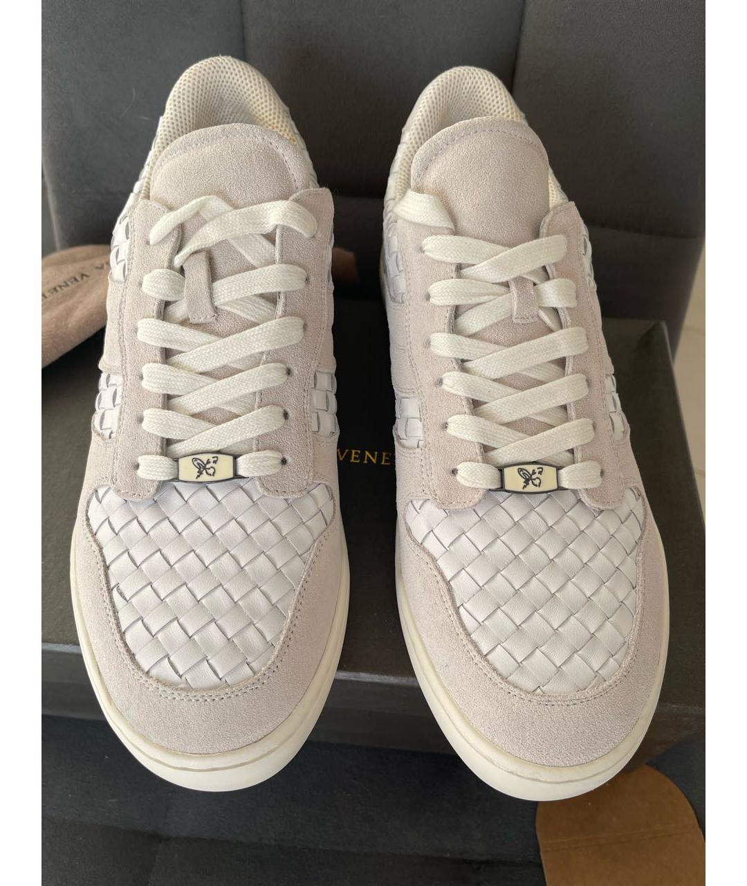 BOTTEGA VENETA Белые кожаные низкие кроссовки / кеды, фото 2
