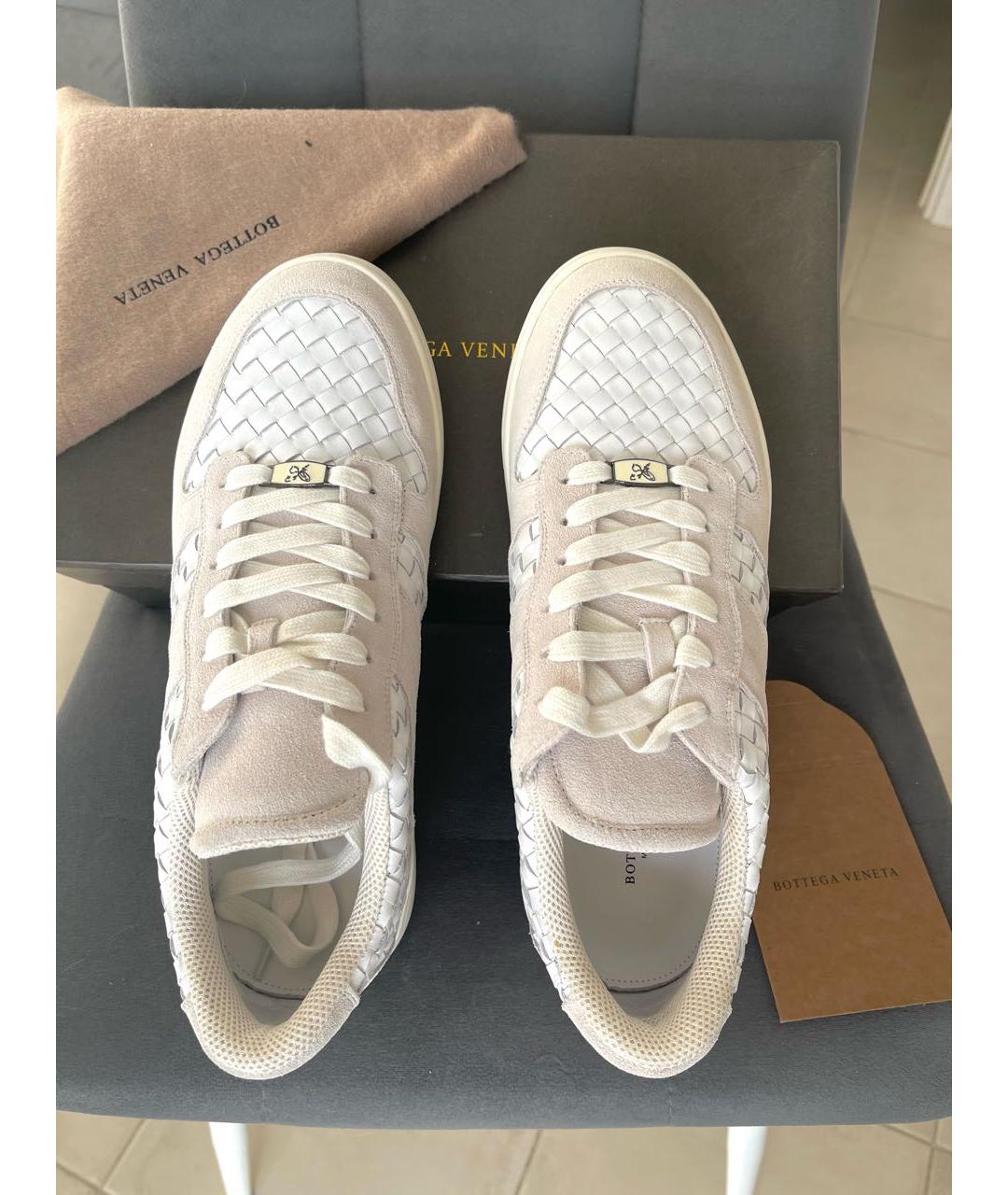 BOTTEGA VENETA Белые кожаные низкие кроссовки / кеды, фото 3