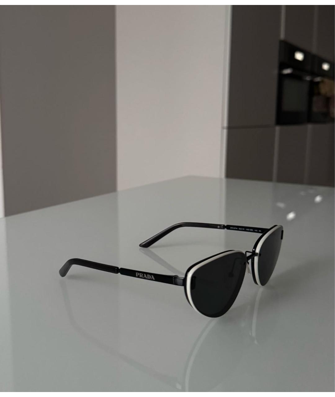 PRADA Черные пластиковые солнцезащитные очки, фото 3
