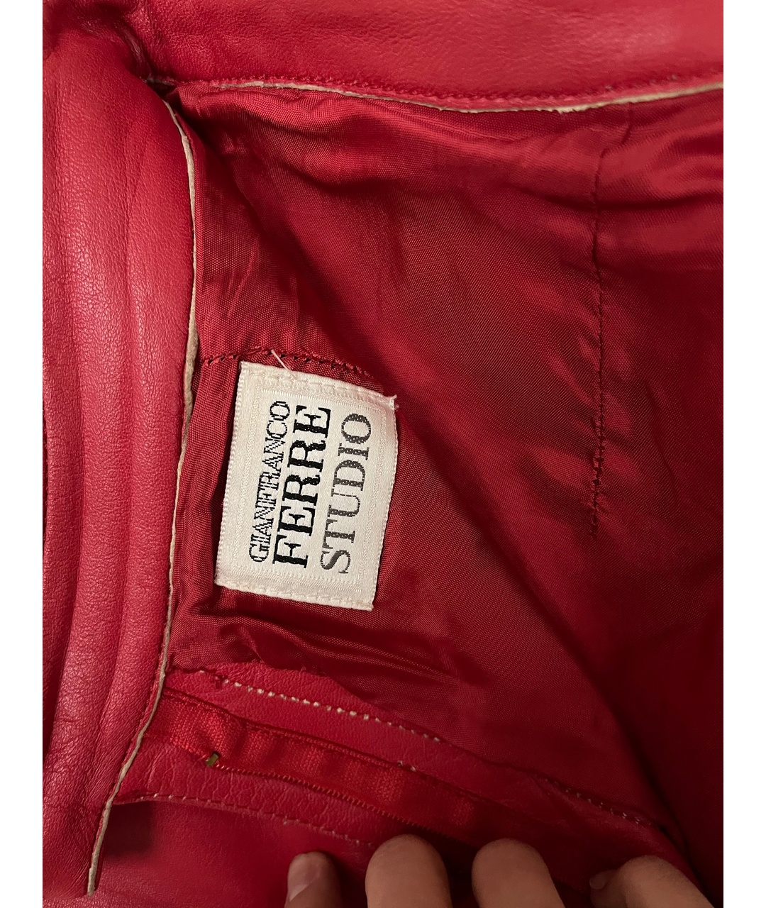 GIANFRANCO FERRE Красные кожаные прямые брюки, фото 4