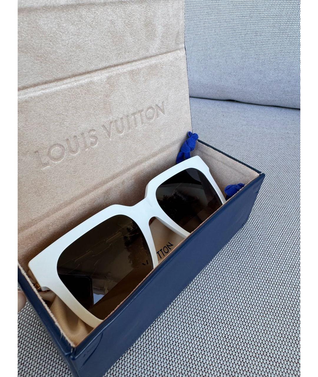 LOUIS VUITTON PRE-OWNED Белые пластиковые солнцезащитные очки, фото 4