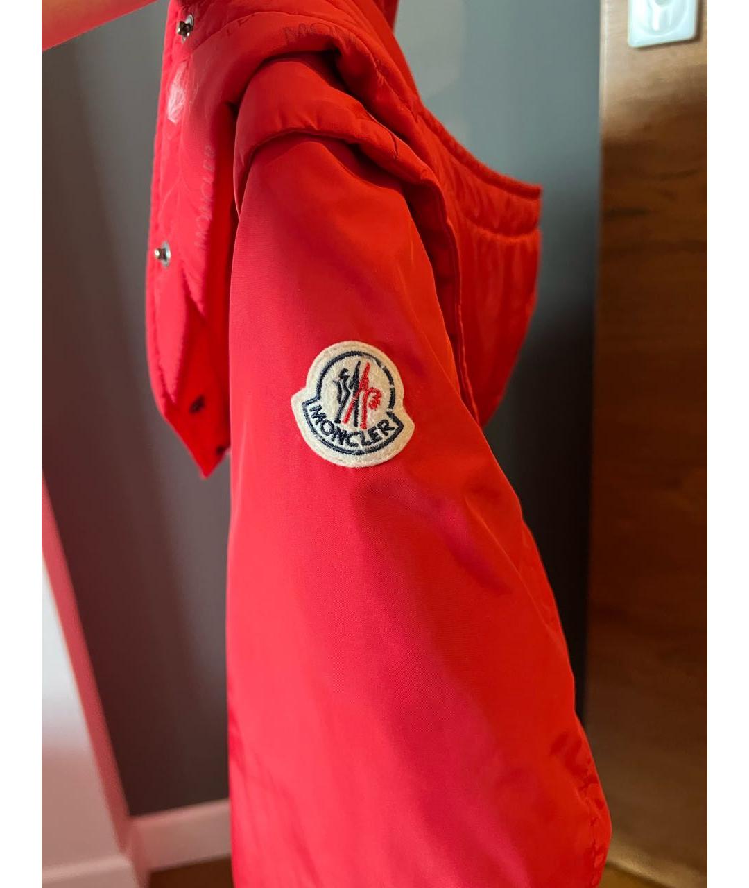 MONCLER Красная полиэстеровая куртка, фото 6