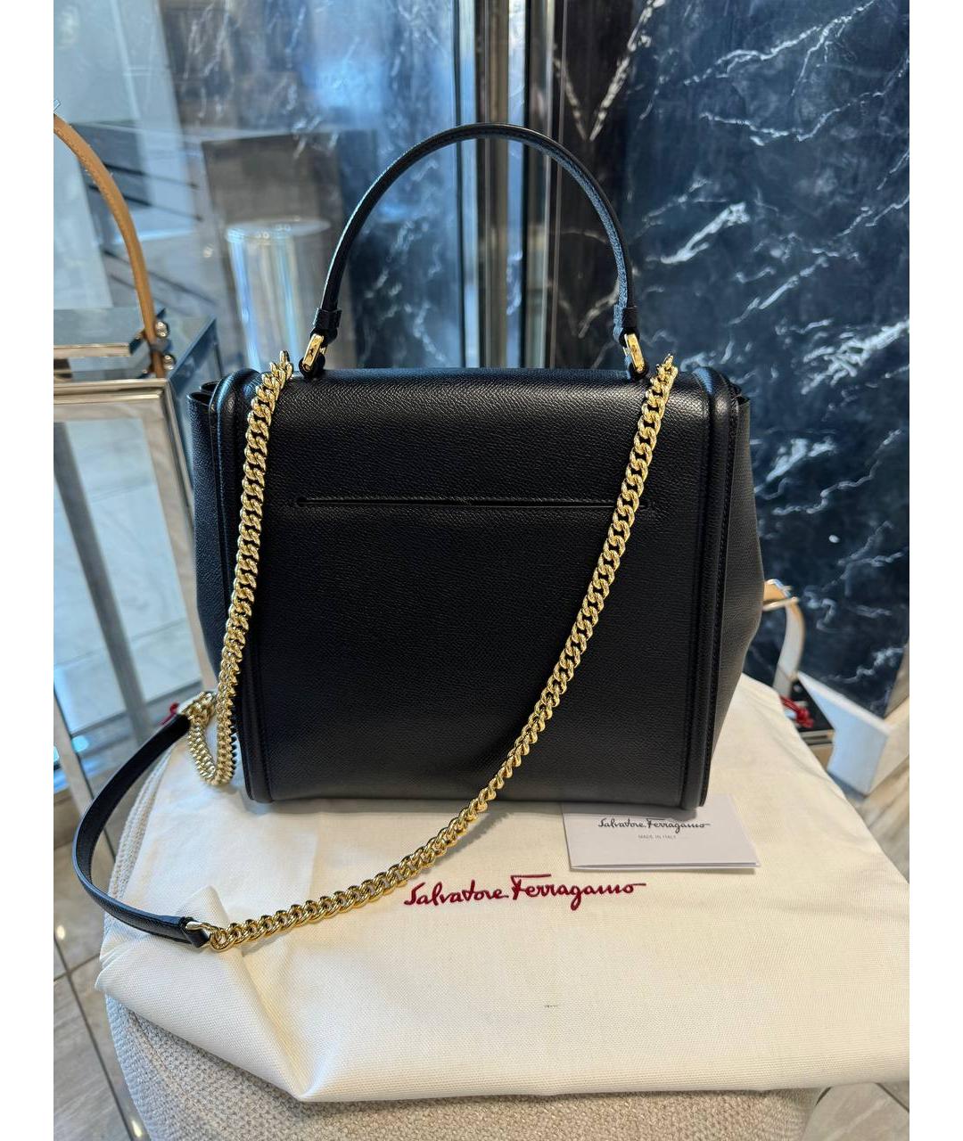 FERRAGAMO Черная кожаная сумка тоут, фото 3