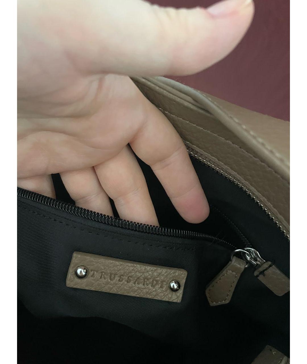 TRUSSARDI Бежевая кожаная сумка с короткими ручками, фото 5
