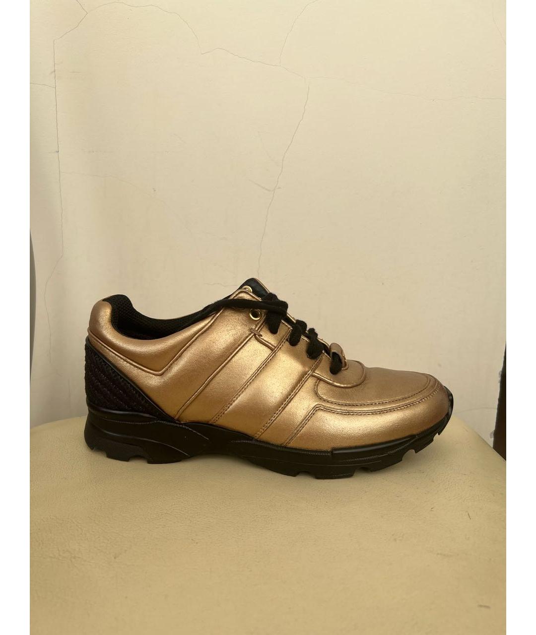 CHANEL PRE-OWNED Золотые кожаные кроссовки, фото 9