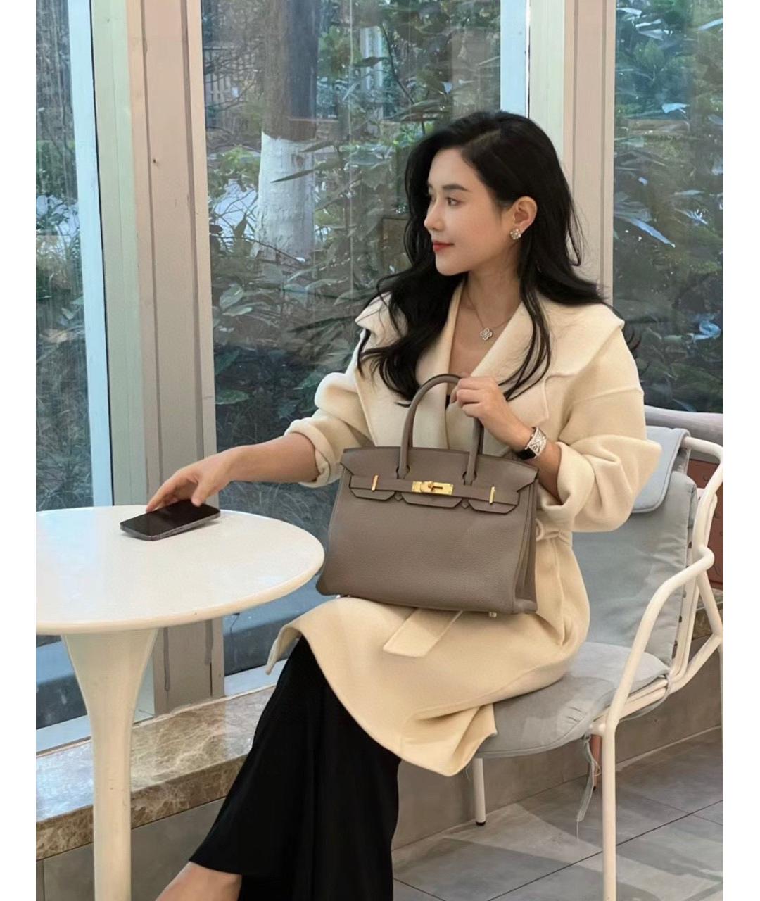 HERMES Серая кожаная сумка с короткими ручками, фото 4