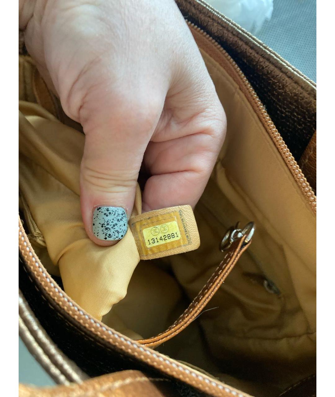 CHANEL PRE-OWNED Золотая тканевая сумка тоут, фото 5
