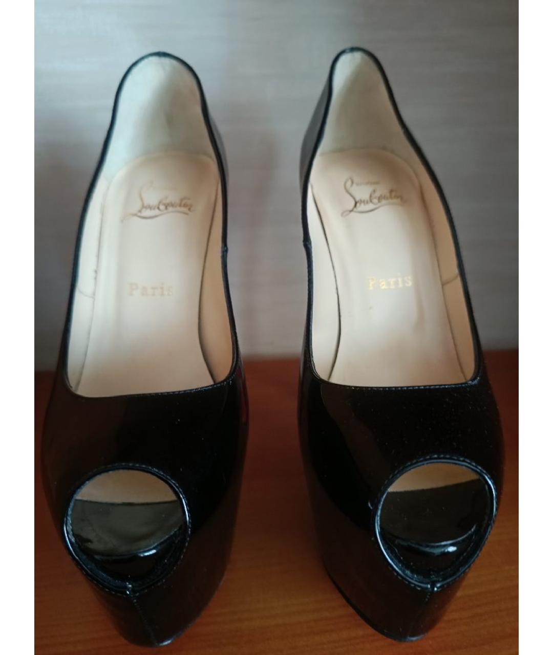 CHRISTIAN LOUBOUTIN Черные туфли из лакированной кожи, фото 2