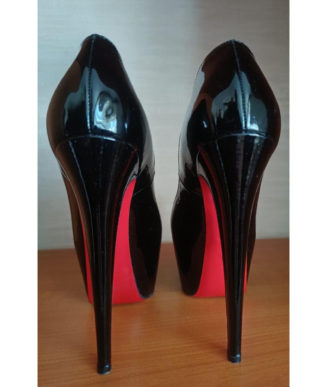 CHRISTIAN LOUBOUTIN Черные туфли из лакированной кожи, фото 4