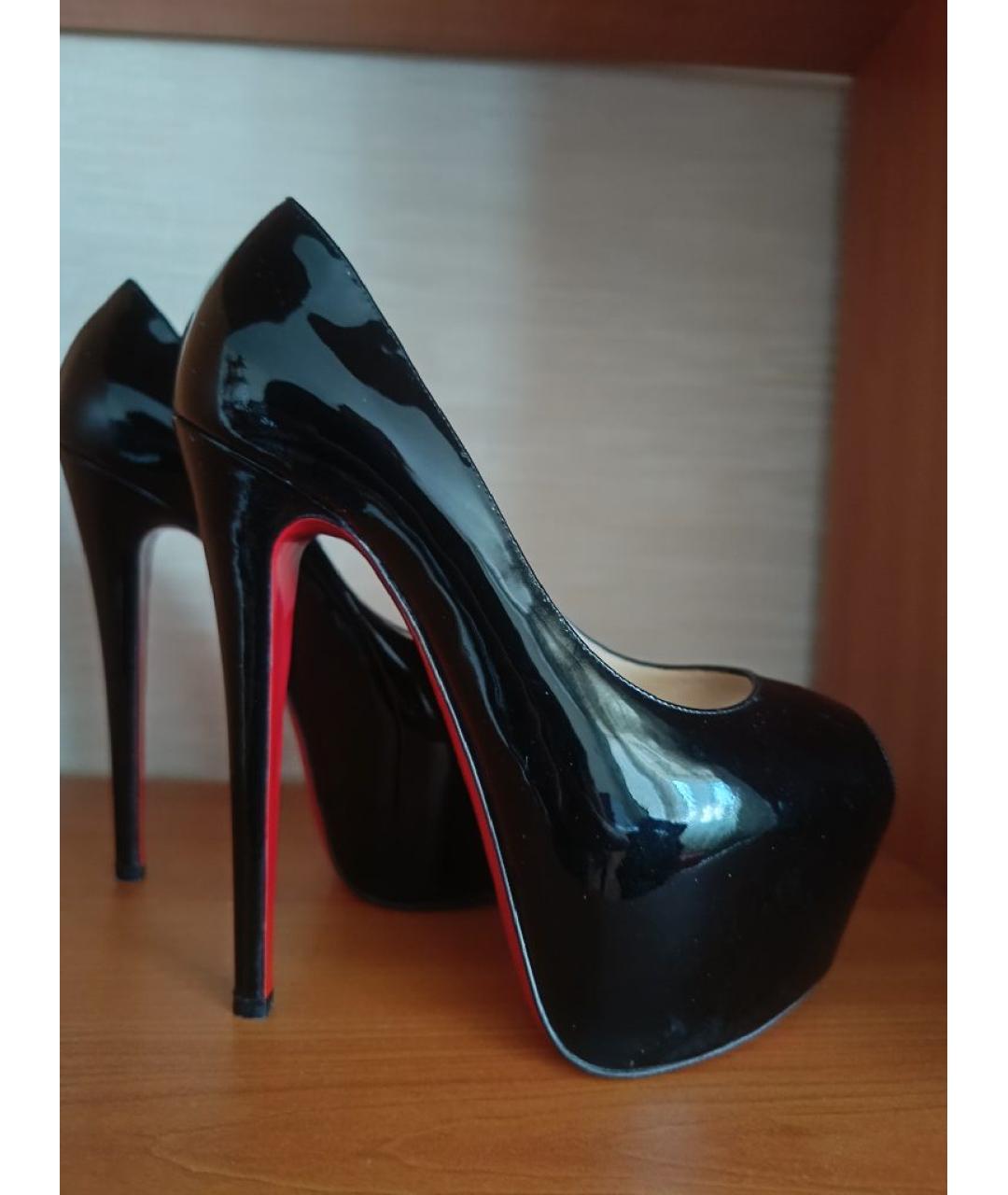 CHRISTIAN LOUBOUTIN Черные туфли из лакированной кожи, фото 7