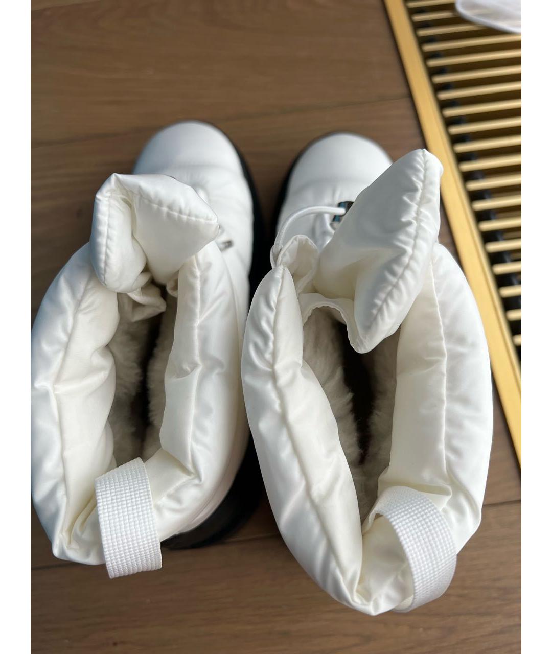 CHANEL PRE-OWNED Белые ботинки, фото 3