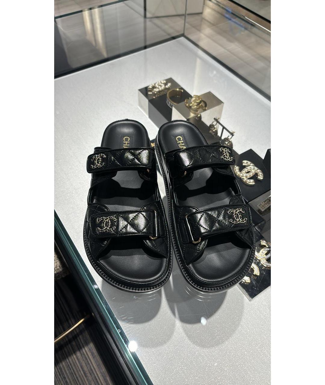 CHANEL PRE-OWNED Черные кожаные сандалии, фото 2