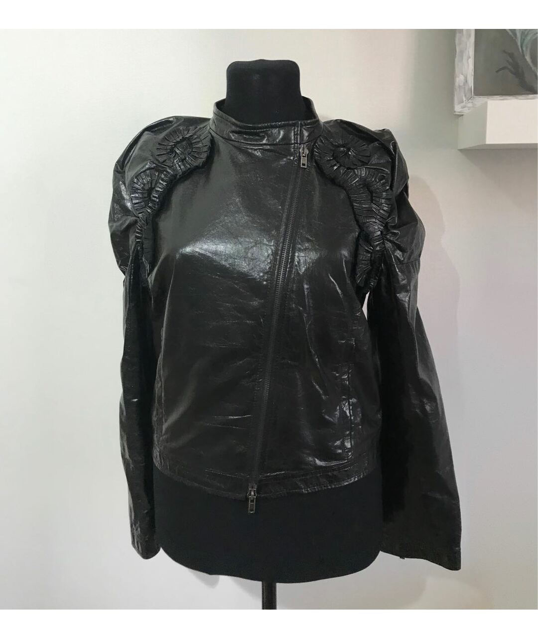 MIU MIU Черная кожаная куртка, фото 2