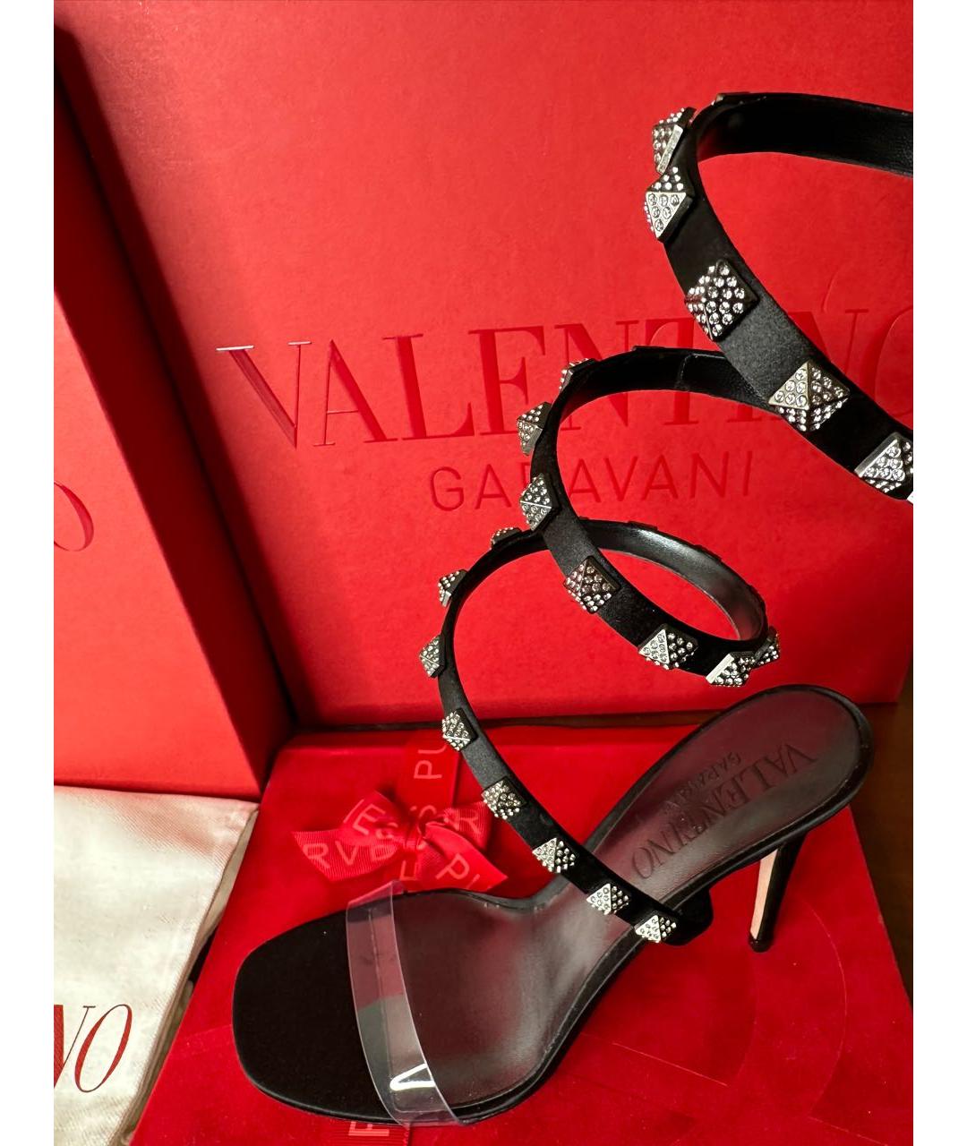 VALENTINO Черные босоножки из лакированной кожи, фото 5