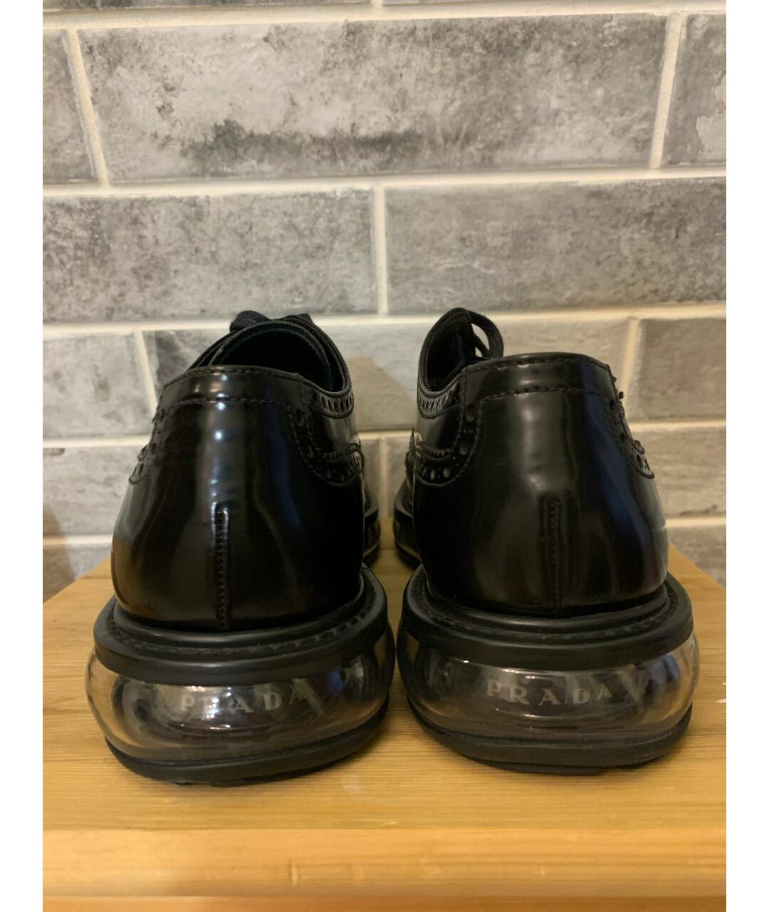PRADA Черные высокие ботинки из лакированной кожи, фото 4